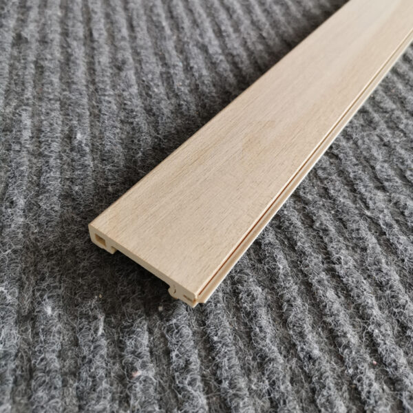 BC-T0545M baseboard in pvc