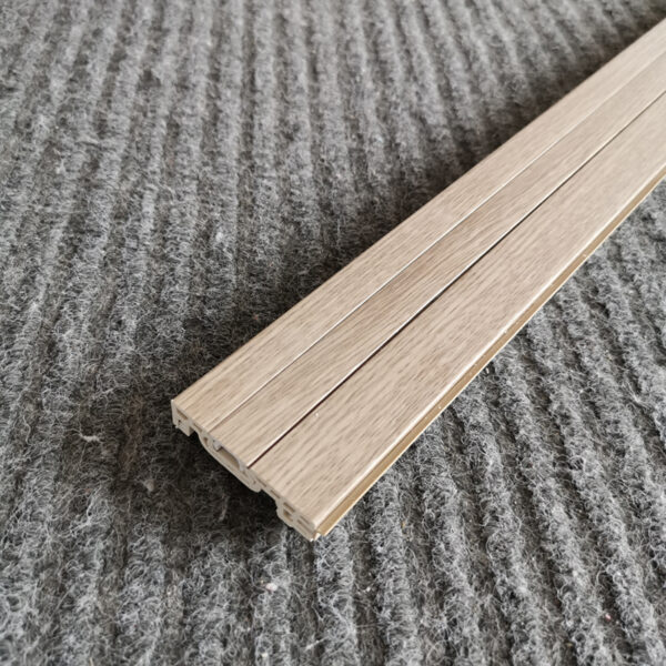 T50D Baseboard pvc